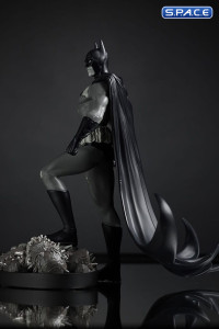 Batman Statue by Bjorn Barends (Batman Black & White)