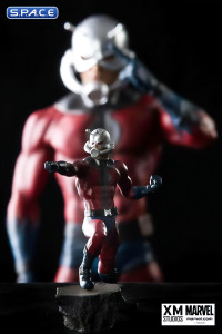 Ant-Man Statue (Marvel)