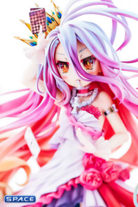 1/7 Scale Shiro PVC Statue - Dress Version (No Game No Life)