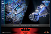 1/6 Scale Mr. Freeze Deluxe Version Movie Masterpiece MMS800 (Batman & Robin)