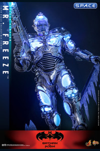 1/6 Scale Mr. Freeze Deluxe Version Movie Masterpiece MMS800 (Batman & Robin)