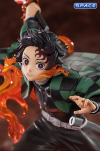 FiguartsZERO Tanjiro Kamado PVC Statue - Kyojuro Rengokus Sword Guard Version (Demon Slayer: Kimetsu no Yaiba)