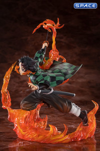 FiguartsZERO Tanjiro Kamado PVC Statue - Kyojuro Rengokus Sword Guard Version (Demon Slayer: Kimetsu no Yaiba)