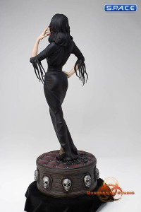 Vampira Queen of the Ghouls Statue