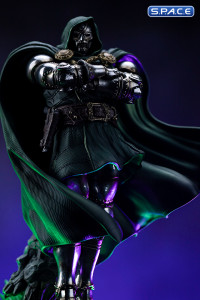 1/10 Scale Doctor Doom Deluxe Art Scale Statue (Marvel)