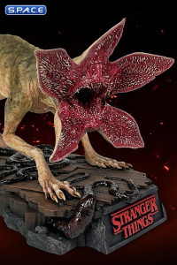 Demodog Statue (Stranger Things)