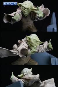 1/7 Scale Yoda vs. Emperor Palpatine ARTFX Statue (Star Wars)