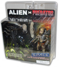 Alien and Predator 2-Pack ToysRUs Exclusive