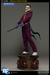 The Joker Premium Format Figure (DC Comics)