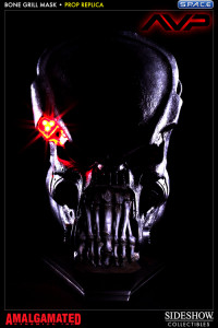 Bone Grill Predator Mask Prop Replica (Alien vs. Predator)
