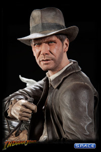 Indiana Jones Pursuit of the Ark Statue (Indiana Jones - Raiders of the Lost Ark)