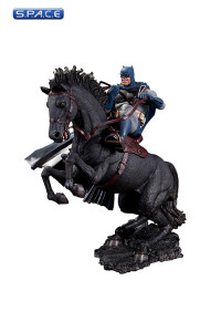 Batman - A Call to Arms Statue (Batman - The Dark Knight Returns)