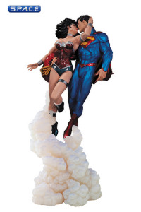 Superman & Wonder Woman The Kiss Statue (DC Comics)